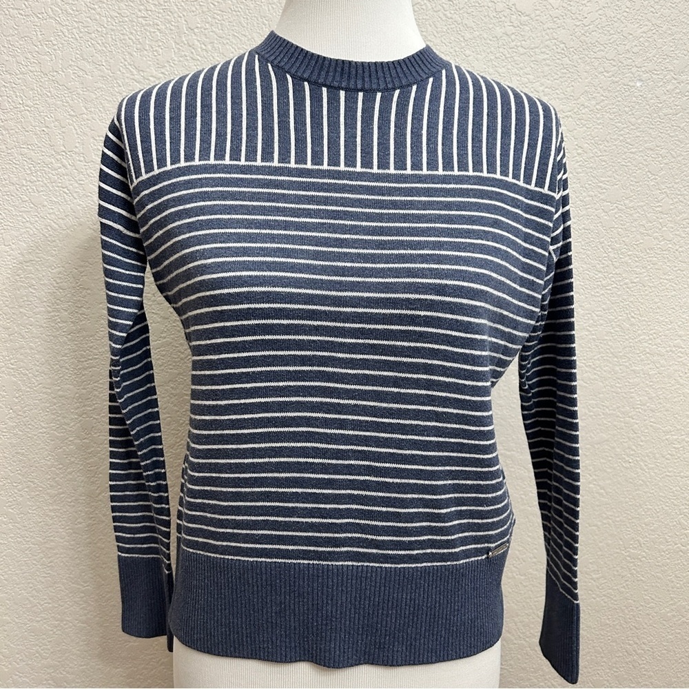 Abercrombie & Fitch Striped Navy and White Women's Crewneck Sweater